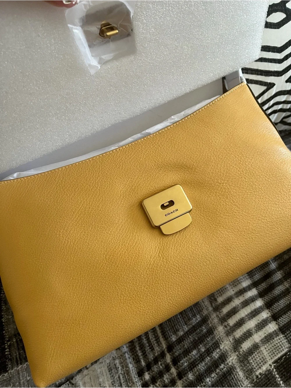 COACH chelsea vanilla 30